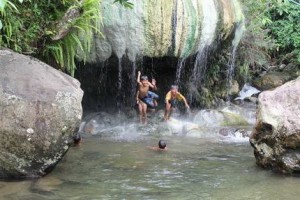 Wisata Pemandian Air Panas di Kecamatan Putri Betung (Lintas Gayo | Supri Ariu)