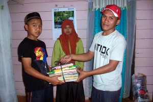 Penyaluran bantuan di Panti Asuhan Muhammadiyah.(Tim LG)