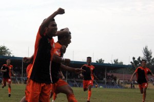 Luapan kegembiraan setelah mencetak gol.(Lintas Gayo | a.ZaiZa)