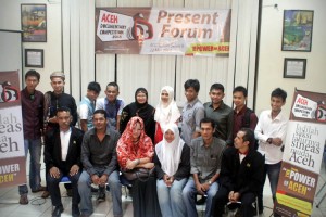 Lima Besar ADC foto bareng sama dewan juri.(Lintas Gayo | Istimewa)