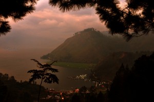 Panorama Lut Tawar dari Bur Gayo. (Lintas Gayo | Kha A Zaghlul)