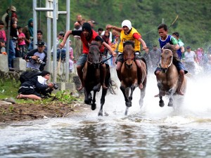 Pacu Kuda di Pante Menye.(Lintas Gayo | Munawardi)