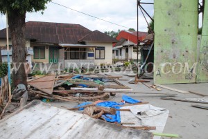 Sekretariat FPTI Aceh Tengah sesudah dibongkar (Foto direkam Jum'at 12/7)