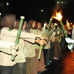 Penyalaan Obor dalam acara Taptu pada malam HUT ke-68 RI Tahun 2013 (Foto : Zan.KG)