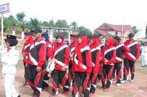 Berbeda dengan daerah lain, yang memiliki logo daerah dan atribut. Aceh Tengah saat dilangsungkan pawai tanpa atribut apapun.