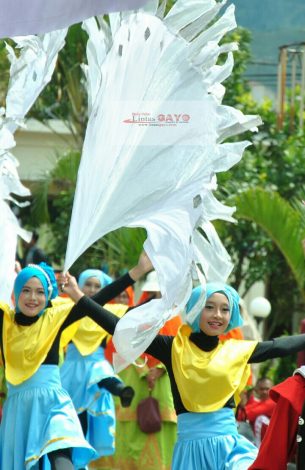 Karnaval HUT RI 71