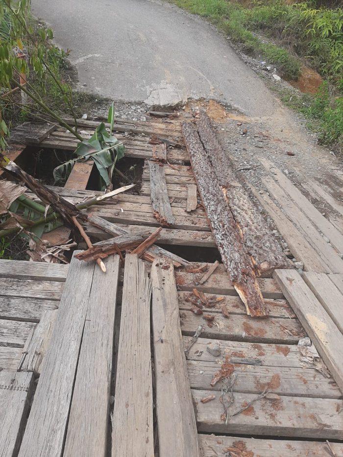 Tampak Kondisi Jembatan Despot Linge, Kecamatan Linge, Rusak Berat. Kamis, 16/7/2020. Foto Irwan Yoga/Lintasgayo.com