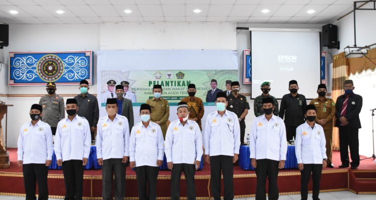 Pengurus Perwakilan Badan Wakaf Indonesia (BWI) Kabupaten Aceh Tengah Periode 2020-2023 yang dilangsungkan di Gedung Ummi Pendopo Bupati, Senin (26/10/2020).