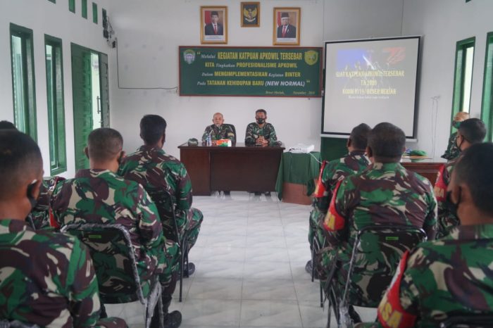 Tim Pengawasan dan Evaluasi (Wasev) Staf Teritorial Korem 011/LW Bidang Puanter, Mayor Inf M. Nur, kunjungi Makodim 0119/BM di Kampung Wonosobo Kecamatan Wih Pesam Kabupaten Bener Meriah. Kamis 05/11/2020.