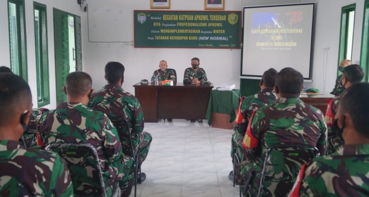 Tim Pengawasan dan Evaluasi (Wasev) Staf Teritorial Korem 011/LW Bidang Puanter, Mayor Inf M. Nur, kunjungi Makodim 0119/BM di Kampung Wonosobo Kecamatan Wih Pesam Kabupaten Bener Meriah. Kamis 05/11/2020.