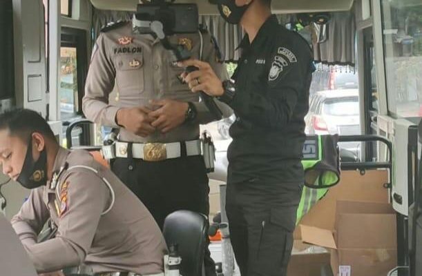 Jajaran Kepolisian Polres Bener Meriah saat ini sudah menyiapkan layanan SIM keliling mempergunakan mobil, hal ini seiring dengan berkembangnya kemajuan dan teknologi untuk memberikan yang terbaik kepada masyarakat dengan penyelenggaraan SIM keliling. #lintasgayo