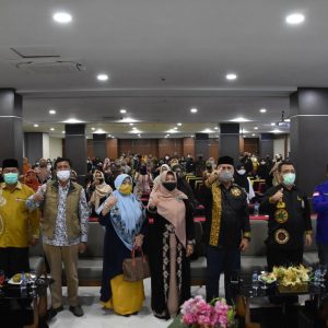 Bupati Aceh Tengah, Drs. Shabela Abubakar membuka secara resmi Kegiatan Bimbingan Teknis Digital Entrepreneurship di Kabupaten Aceh Tengah yang dilaksanakan di Hotel Grand Bayu Hill Takengon, Kamis (12/112020).