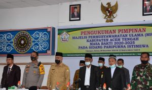 Bupati Shabela Abubakar dan jajaran Forkopimda Kabupaten Aceh Tengah menghadiri Sidang Paripurna Istimewa Majelis Permusyawaratan Ulama (MPU) Kabupaten Aceh Tengah, Selasa (08/12/2020).